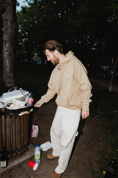 Small Script - Hoodie - Sand